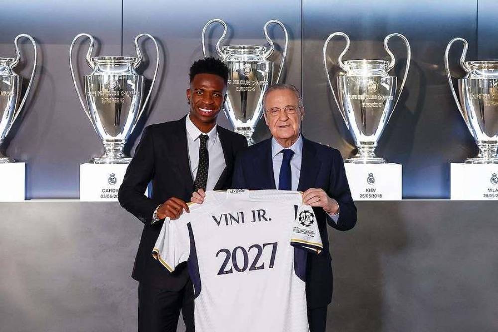 Vinicius prolonge au Real Madrid jusqu'en 2027