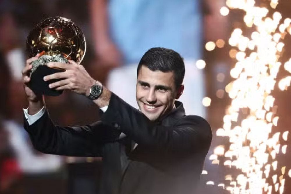 Football : Rodri remporte le Ballon d'or 2024