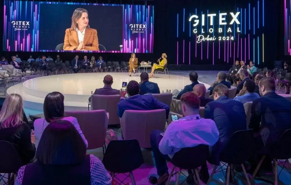 Ghita Mezzour fait la promotion de la stratégie Maroc Digital 2030 au GITEX Global