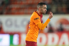 Galatasaray: Hakim Ziyech dans le groupe pour affronter Antalyaspor