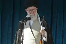 Les alliés de l'Iran ne reculeront pas face à Israël, avertit Khamenei en arabe