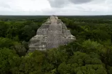 Une banale recherche Google permet la découverte d'une cité maya cachée depuis 12 siècles !