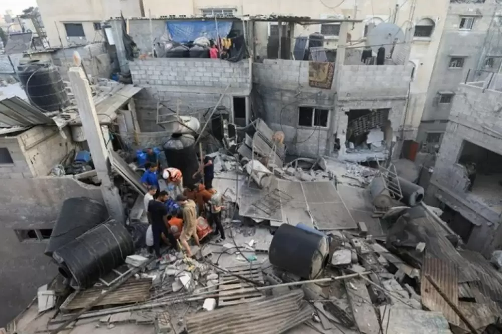 Gaza : après des frappes meurtrières, Israël annonce la reprise du cessez-le-feu