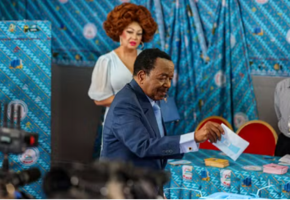 Cameroun : Paul Biya réelu président avec 53,66% des voix