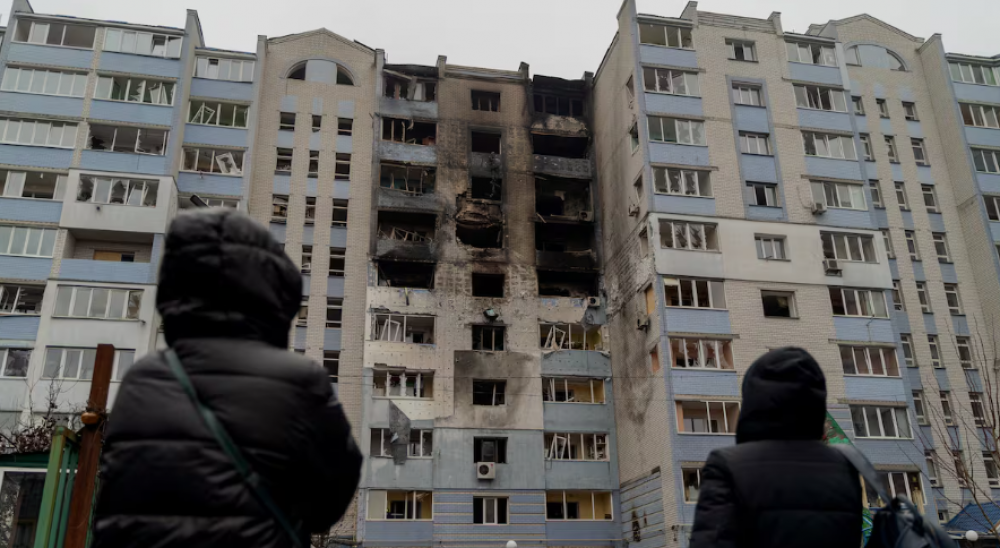 Ukraine : attaque de missiles et de drones sur Kiev, alimentation électrique partiellement coupée
