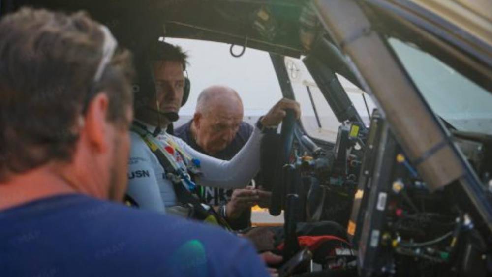Rallye du Maroc (1ère étape) : Victoire de Sébastien Loeb en auto, Daniel Sanders s’impose en moto