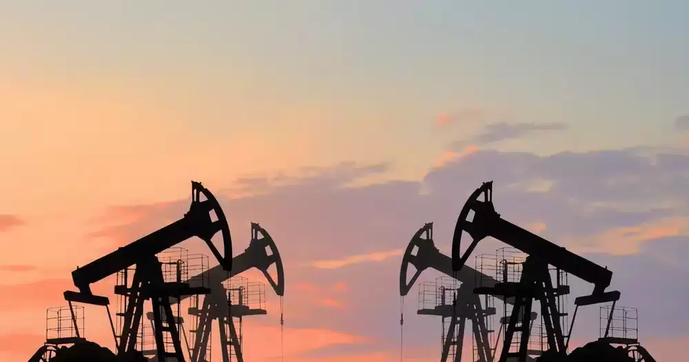 Pétrole : les prix grimpent après les sanctions américaines contre des groupes russes
