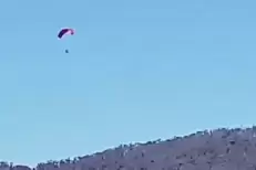 Migrant en parapente depuis le Maroc vers Ceuta dans une traversée audacieuse