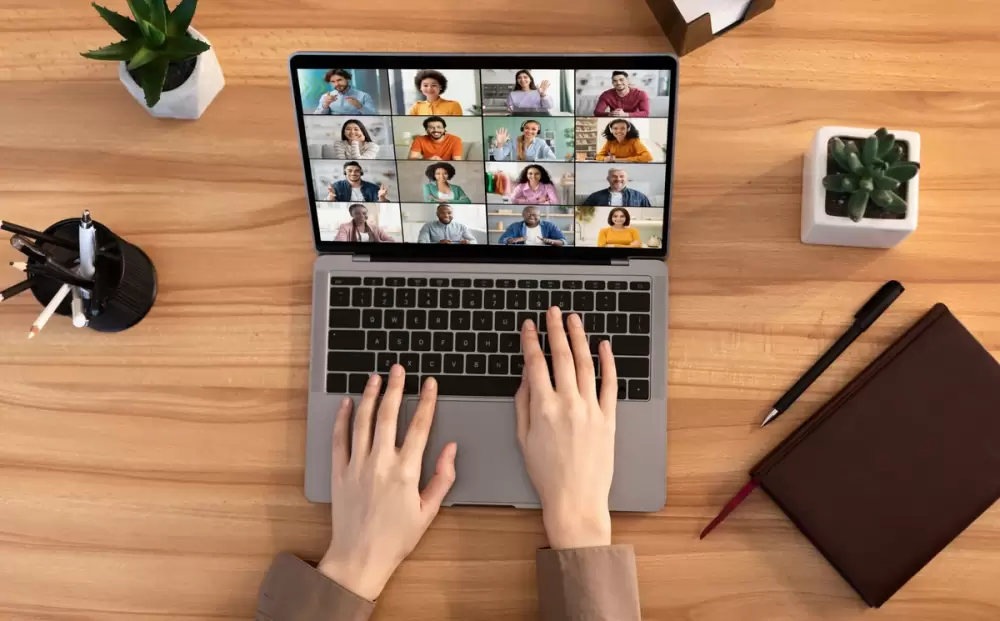 Google Meet vous maquille avant vos réunions grâce à une nouvelle option bluffante
