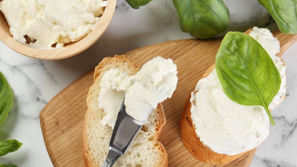 Additifs dans le fromage à tartiner : l’ONSSA apporte des précisions et rassure les consommateurs