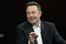 Elon Musk nous en dit plus sur Macrohard, qui va ironiquement s'inspirer du concurrent historique Microsoft
