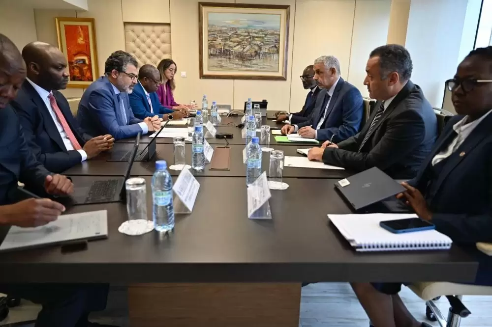 La BAD et l’ASIF renforcent leur partenariat pour accélérer l’investissement durable en Afrique