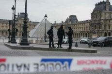 Casse du Louvre : Cinq nouvelles interpellations, un suspect-clé arrêté