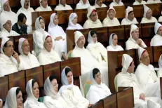 Parlement : les femmes réclament une "commission de l’égalité" et un accès réel à la responsabilité