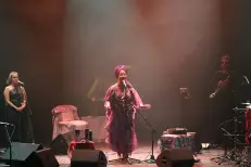 A Tunis, Oum chante un Maroc authentique et pluriel