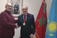 Maroc-Kazakhstan : l’ambassadeur Rachid Maâninou reçoit la Médaille d’or de la diplomatie africaine