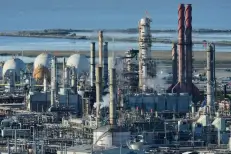 Pétrole : les cours reculent, le marché anticipe un déblocage des réserves européennes de gazole