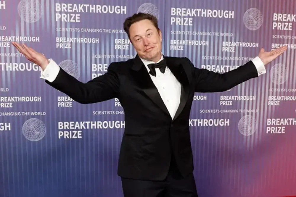Ukraine : Elon Musk accuse Trump de contrôler les restrictions satellitaires