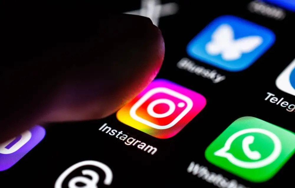 Avec « Features », Instagram va tester les vidéos longues pour rivaliser avec YouTube