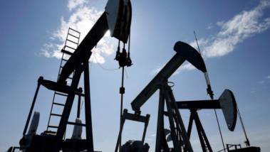 Pétrole : le baril de Brent atteint 115 dollars, p...