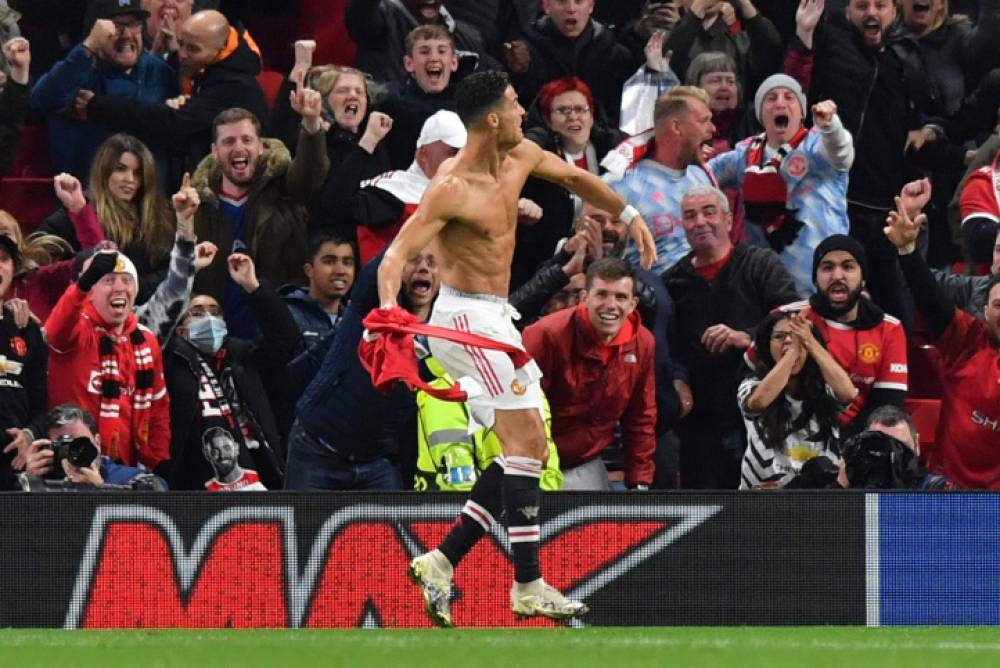 Ligue des Champions/Manchester United-Villarreal (2-1) : Ronaldo buteur décisif et leader de tout un collectif