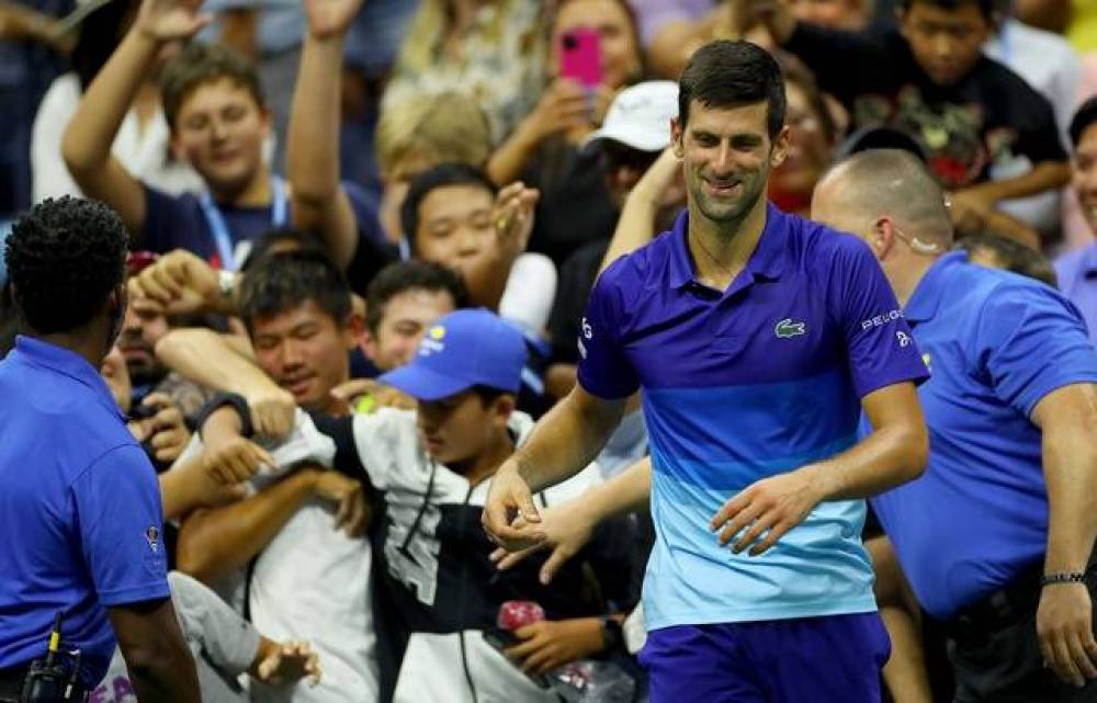 US Open : Encore trois marches très glissantes pour Novak Djokovic avant d’écrire l’histoire