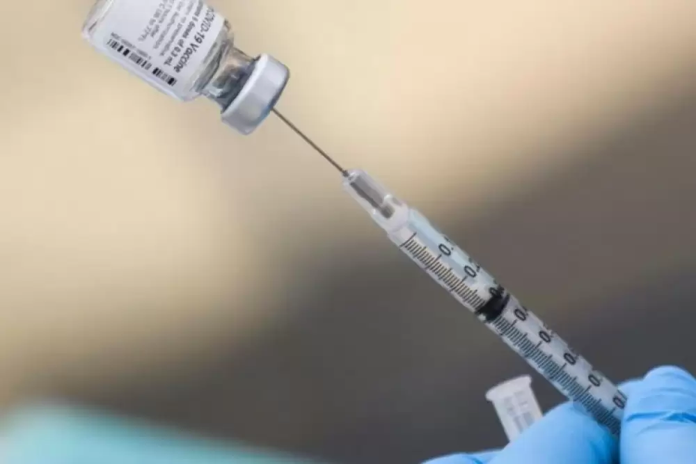 Vaccins anti-Covid: Le continent africain fait face à un déficit de 470 millions de doses