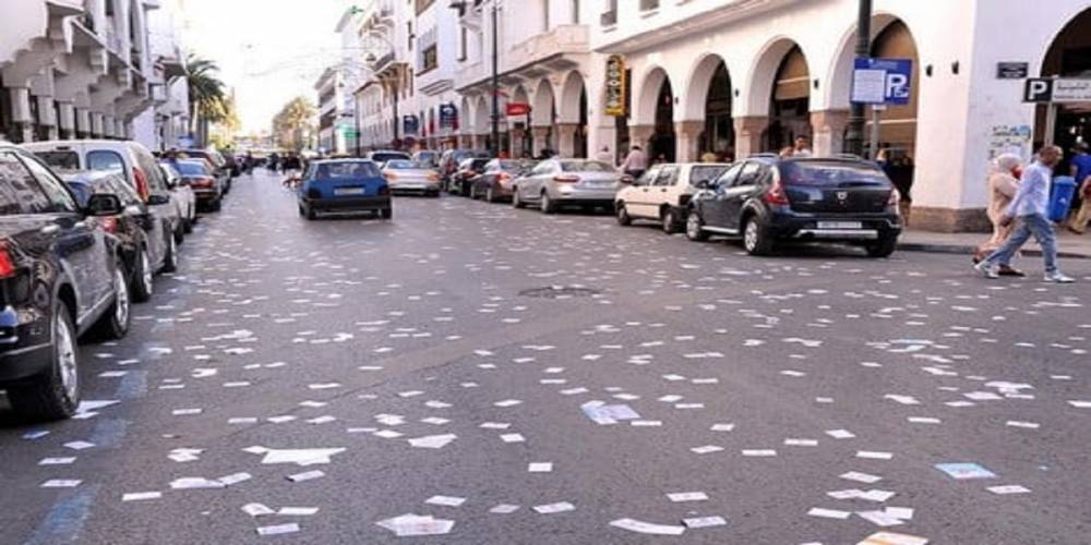 Tracts électoraux dans les rues: les Marocains indignés