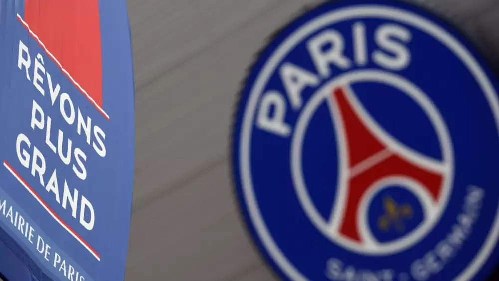 Soupçons de trafic d'influence autour du PSG : trois personnes présentées à un juge