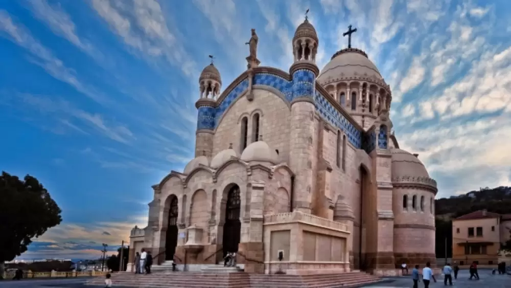 Fin des libertés religieuses en Algérie : les autorités ordonnent la fermeture de l'association catholique Caritas