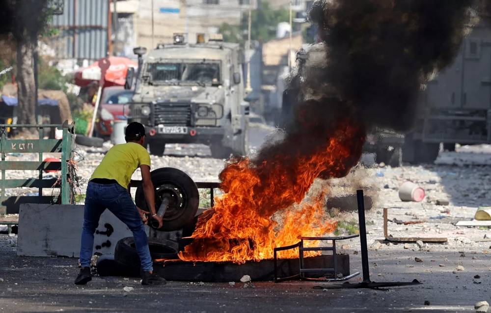 Palestine : deux Palestiniens et un officier israélien tués dans des heurts en Cisjordanie