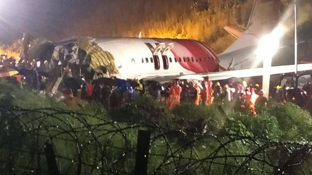 Un avion d'Air India Express prend feu à Mascate, les passagers tous évacués