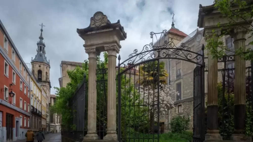 La mairie de Tanger sur le point de perdre la propriété du palais Alava-Esquivel en Espagne?