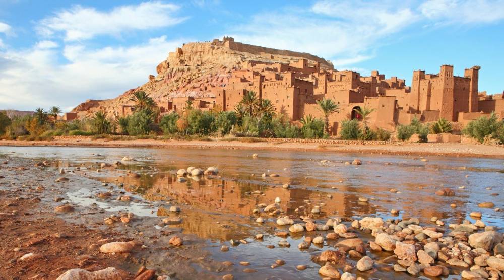 La mise en œuvre de la Feuille de route du tourisme 2023-2026 au centre d'une réunion à Ouarzazate