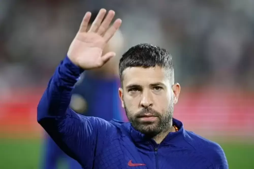 Le défenseur espagnol Jordi Alba prend sa retraite internationale