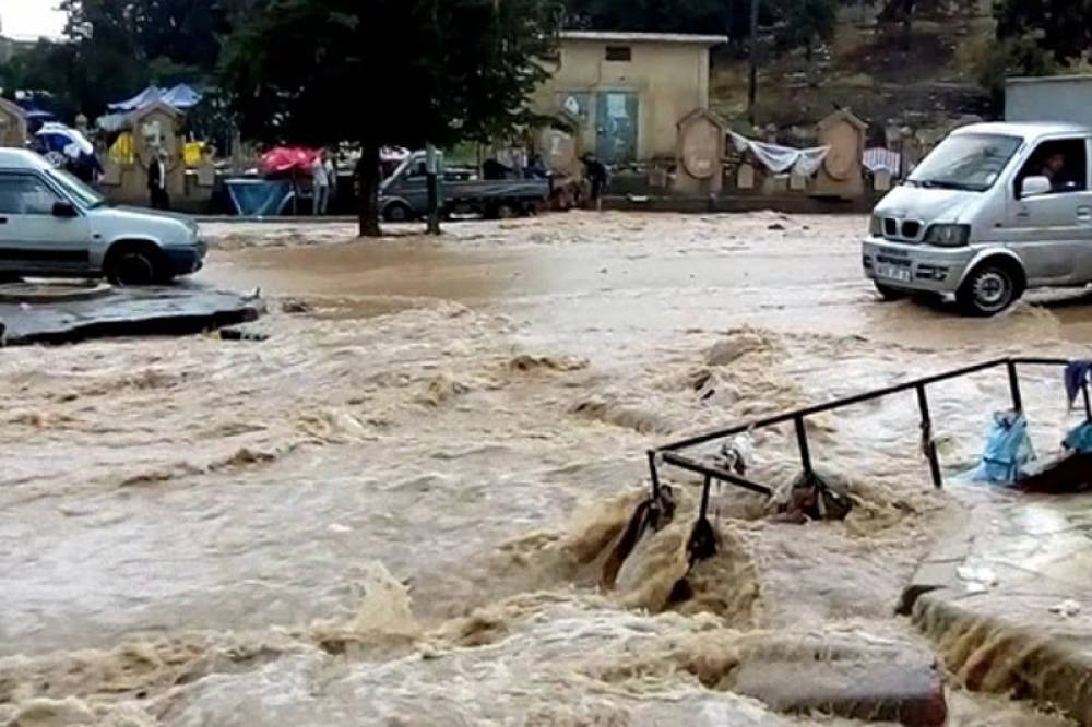 Huit morts dans des inondations en Algérie