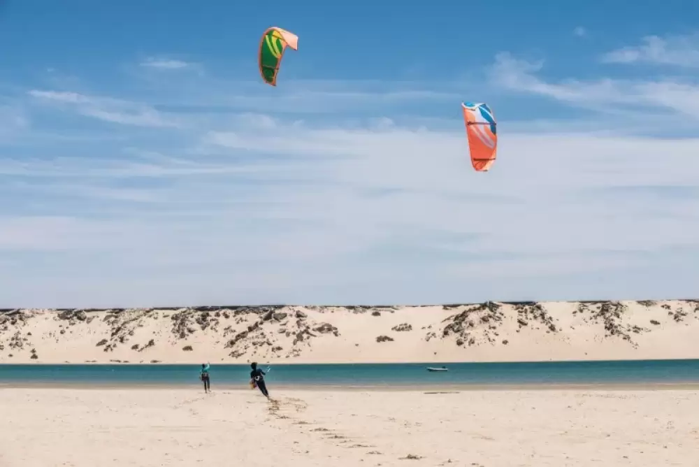 Les Coupes du monde du Kitesurf et du Wingfoil du 29 septembre au 6 octobre à Dakhla