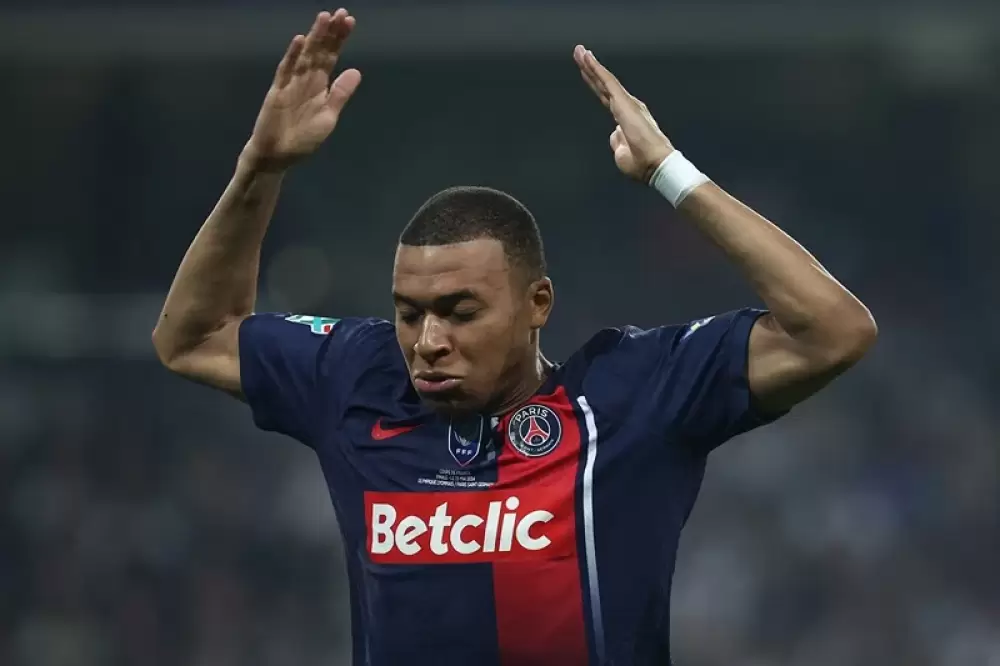 Kylian Mbappé rejette la médiation proposée par la LFP dans son litige avec le PSG