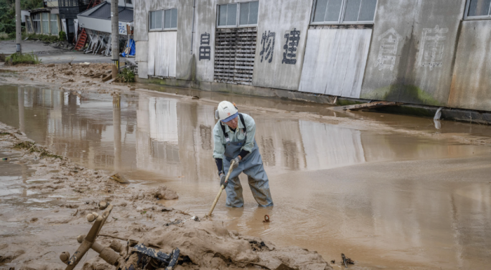 Japon: au moins six morts et deux disparus dans des inondations au centre du pays