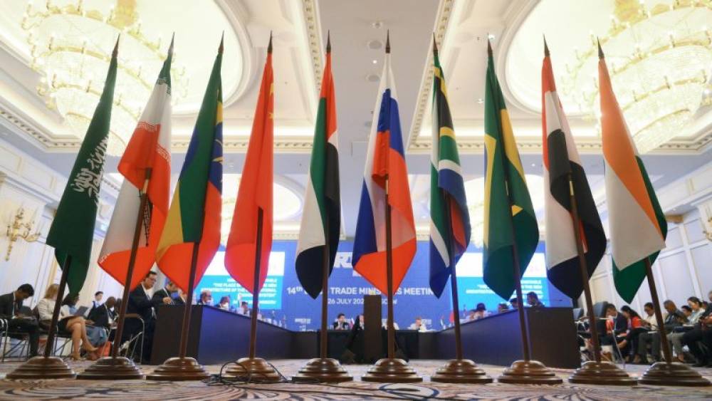 Les Émirats Arabes Unis adhèrent au protocole d’accord des BRICS sur la concurrence