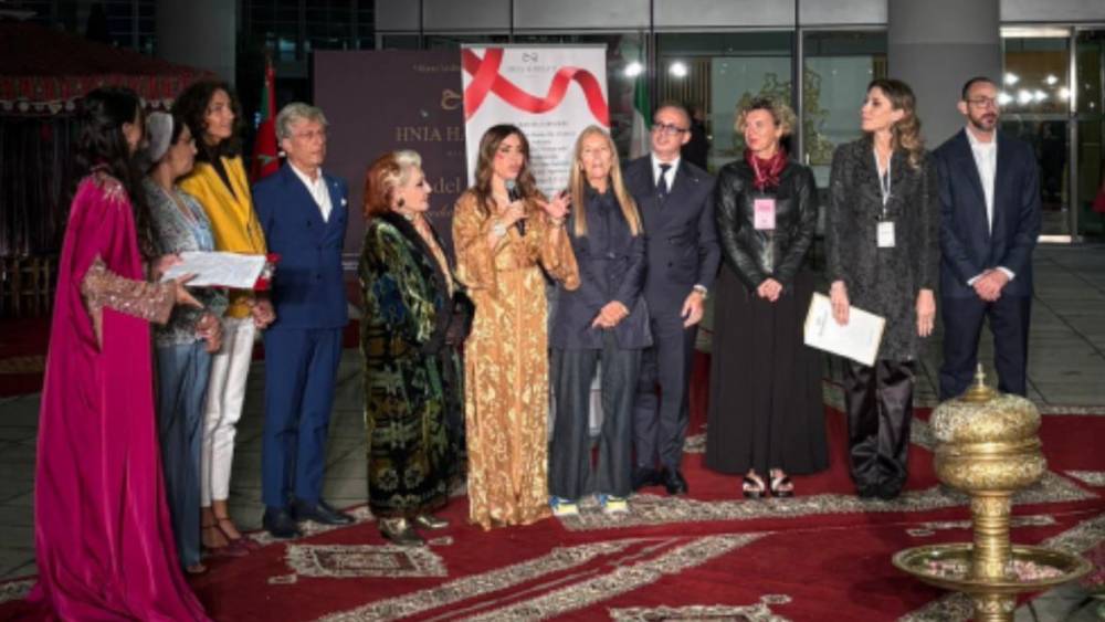 La styliste marocaine Hnia Harrati présente à Milan ses dernières créations, véritable hymne à la culture marocaine