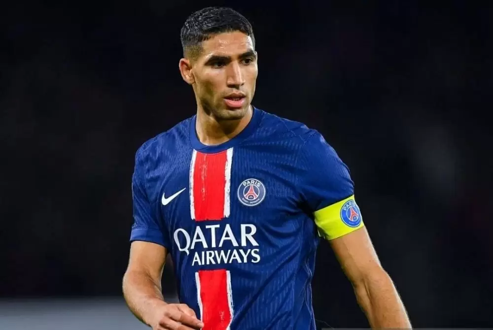 Réélu vice-capitaine, Achraf Hakimi consolide son statut de leader parisien