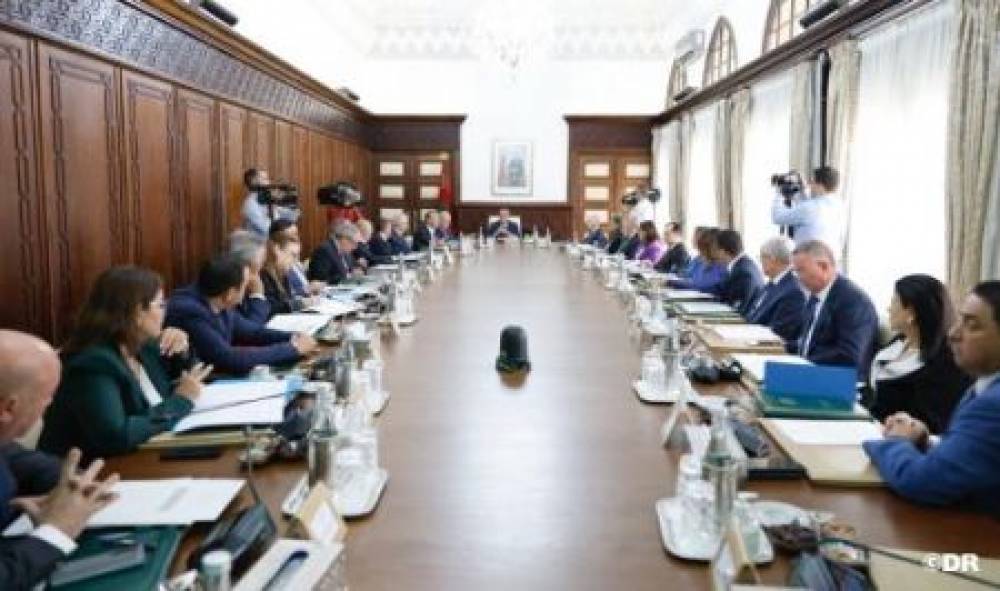 Le Conseil de gouvernement adopte un projet de décret fixant la liste des établissements d’enseignement supérieur ne relevant pas des universités