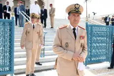 Responsables politiques, sécuritaires et militaires se recueillent sur la tombe de feu Hassan II