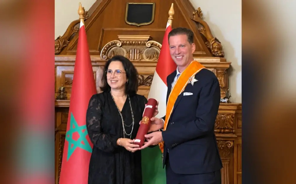 Hongrie : Remise à Budapest du Grand Cordon du Ouissam Alaouite à l’ancien ambassadeur de Hongrie au Maroc