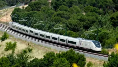 Espagne : les intempéries perturbent le trafic aér...