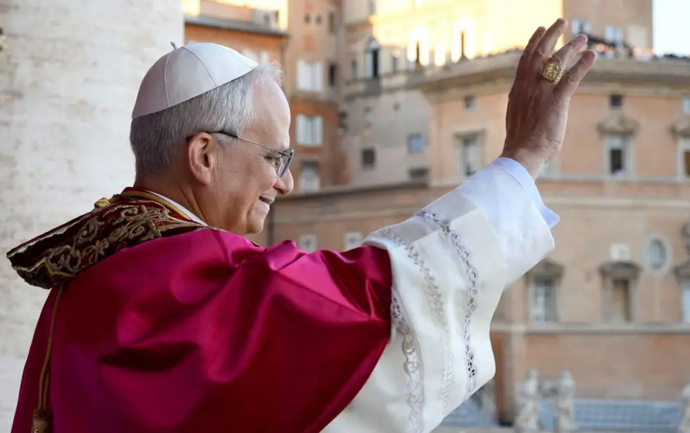 Le Pape entame une visite apostolique de quatre jours en France, entre dialogue diplomatique et rencontres spirituelles