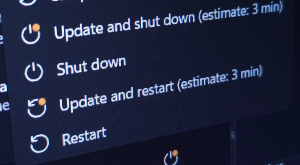 Windows 11 va enfin arrêter de vous imposer ses mises à jour quand vous voulez seulement éteindre votre PC