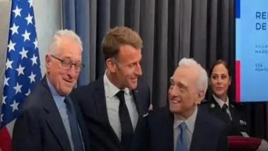 Macron décore Scorsese et De Niro à New York